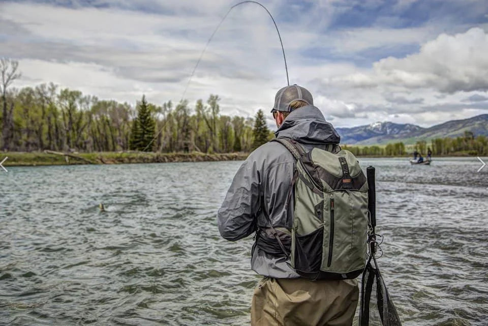 backpack fly fishing rod Piscifun with & Gear Holder ULTIMATE FISHING SWING BAG Your Must-Have Fishing Backpack With